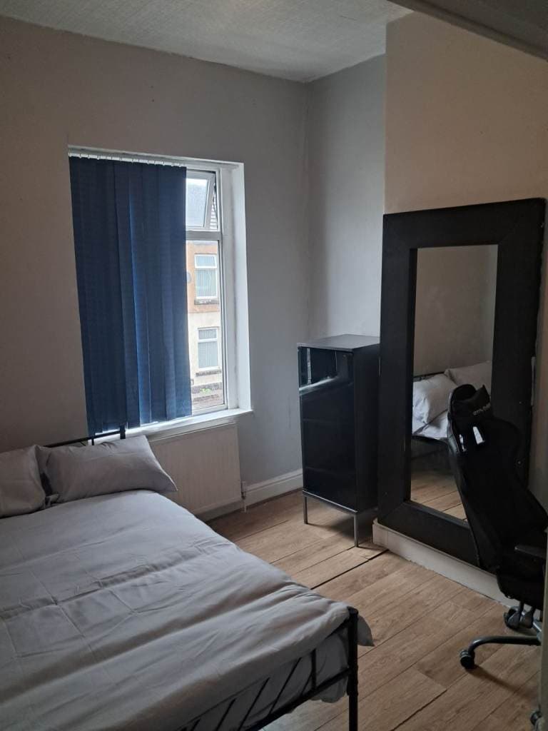 A furnished room in a shared house in Denton, Manchester